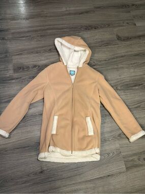 Totes women’s Sherpa-lined coat with hood